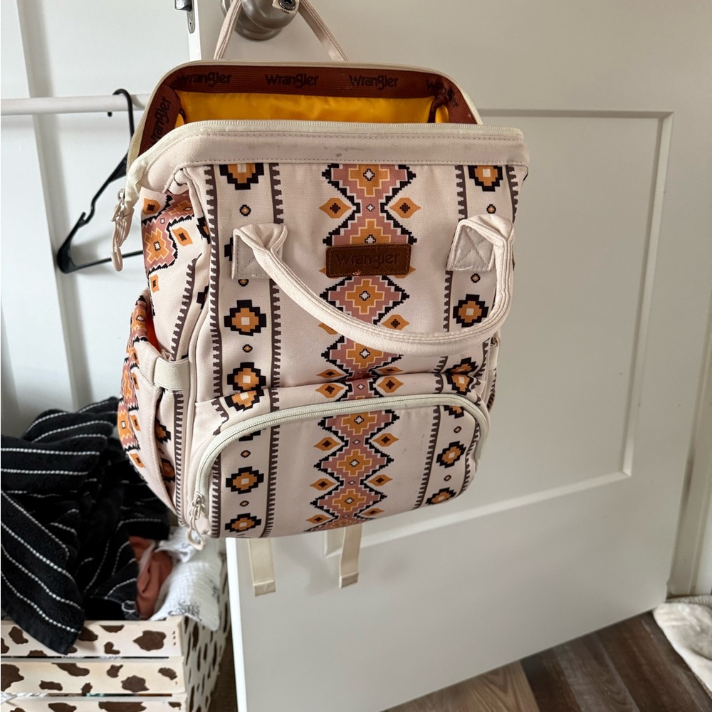 Wrangler Geometric Beige and Orange Backpack